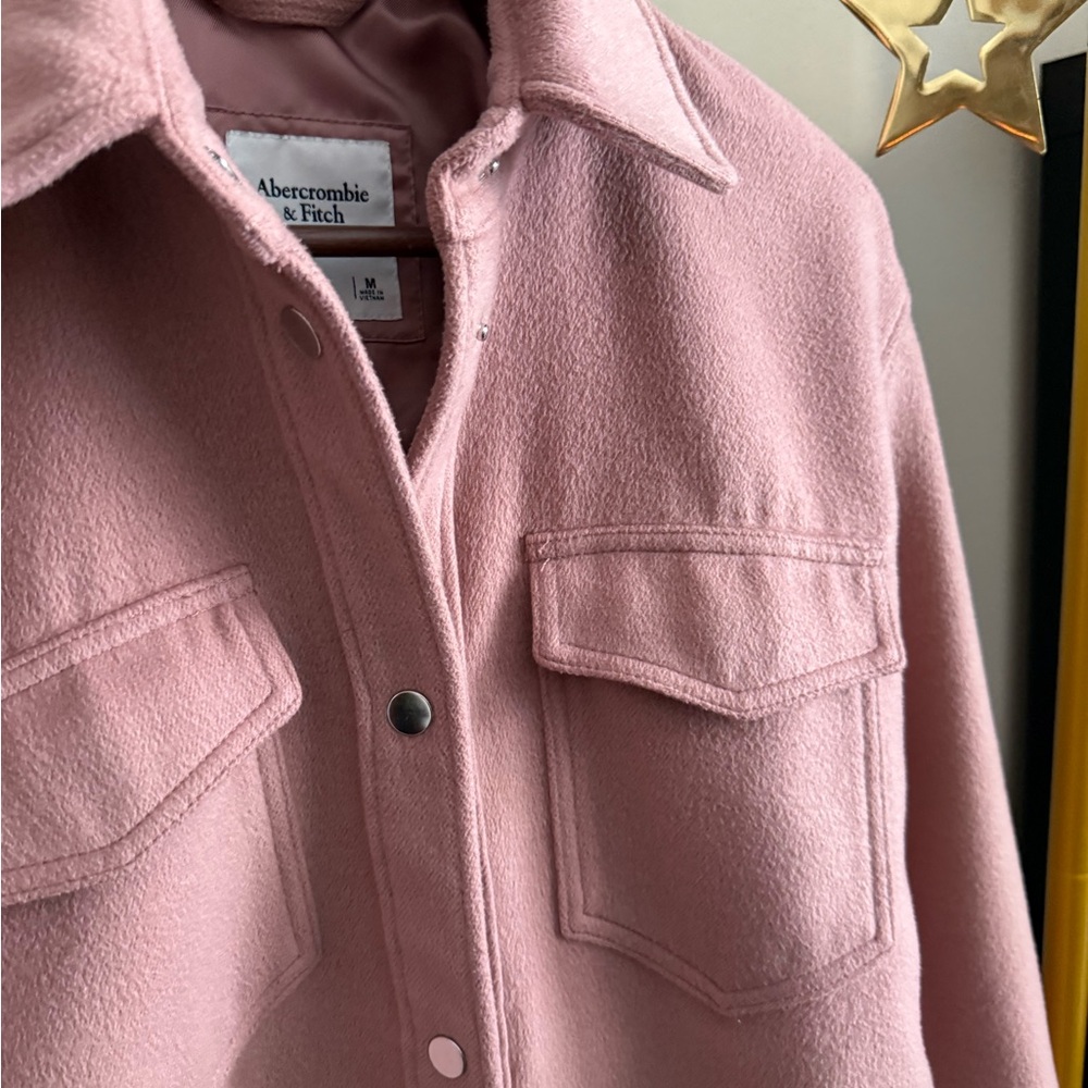 Abercrombie & Fitch Pink Fleece Shacket Jacket Snap Front Medium - Picture 3 of 6